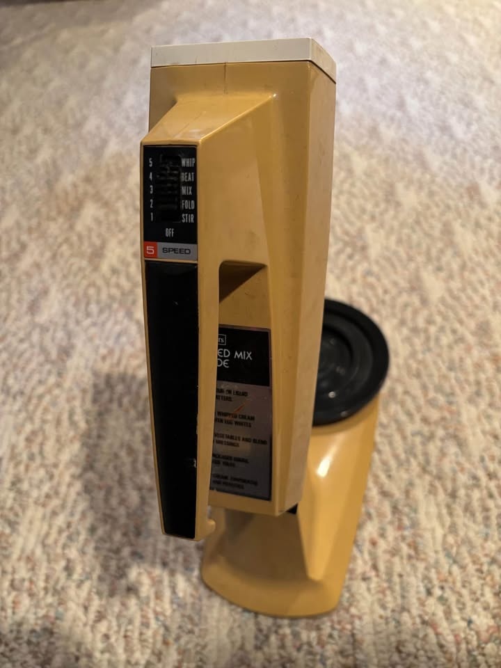 Retro Gold Sears Mixer with Stand - photo 2