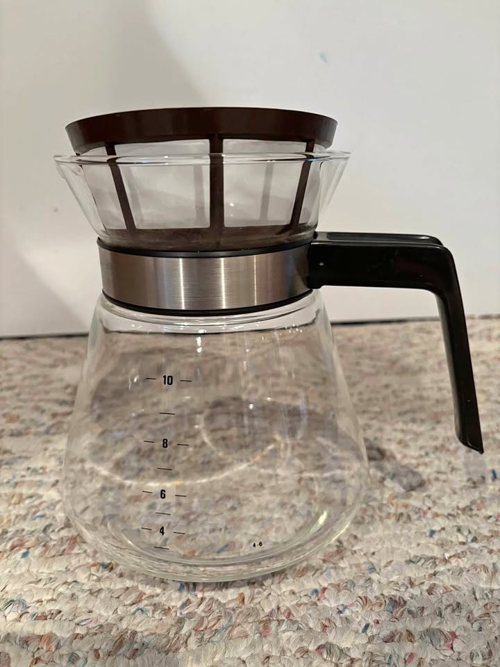 Phillips 12 Cup Carafe
