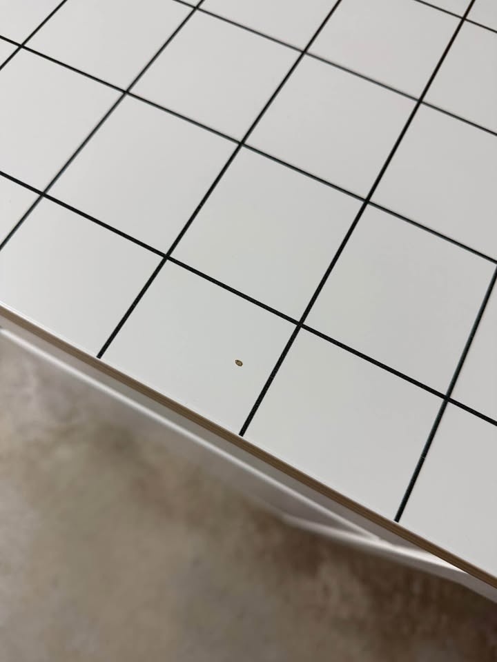 IKEA MICKE Desk - photo 3