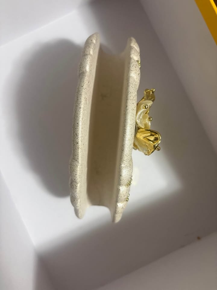 Women’s vintage style ceramic vanity set - photo 3