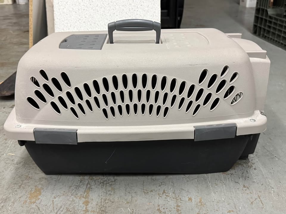 Small Pet Carrier - photo 2