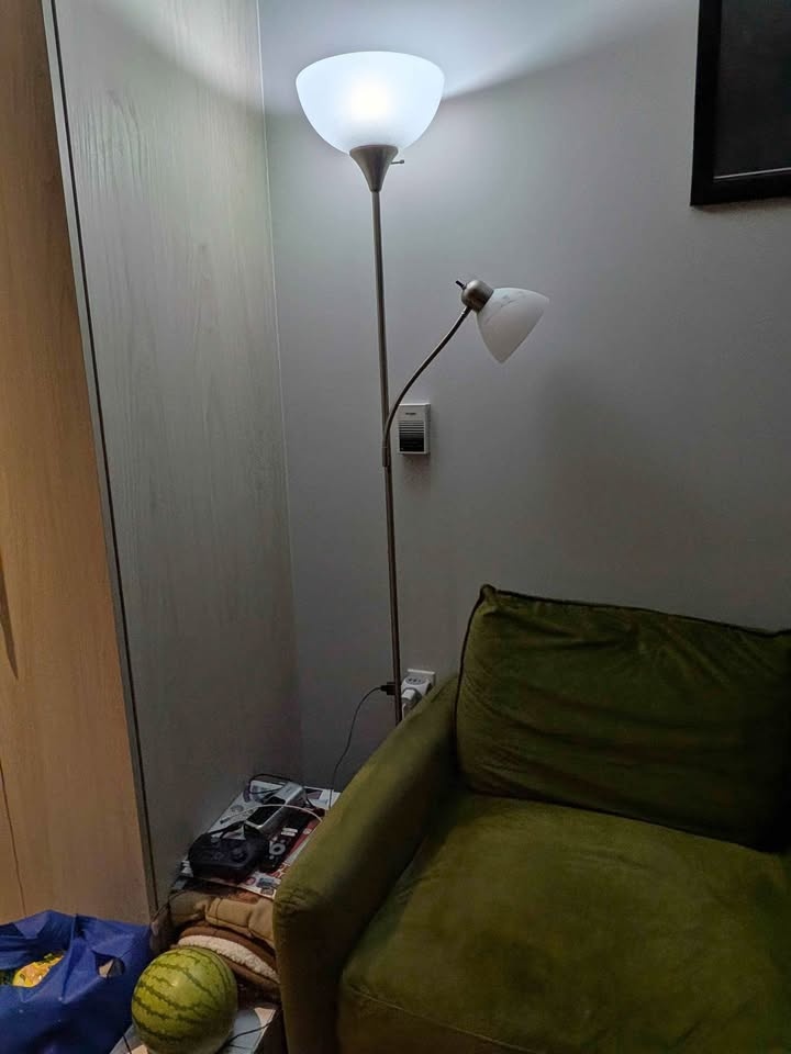 Bed lamp with Bulbs