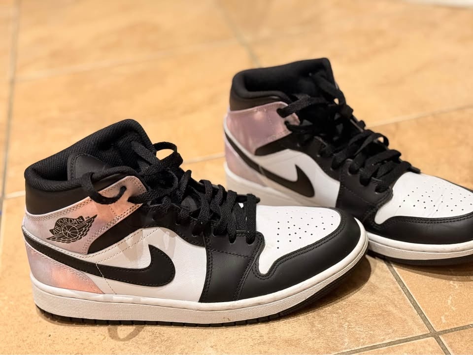 Nike Air Jordans - photo 3