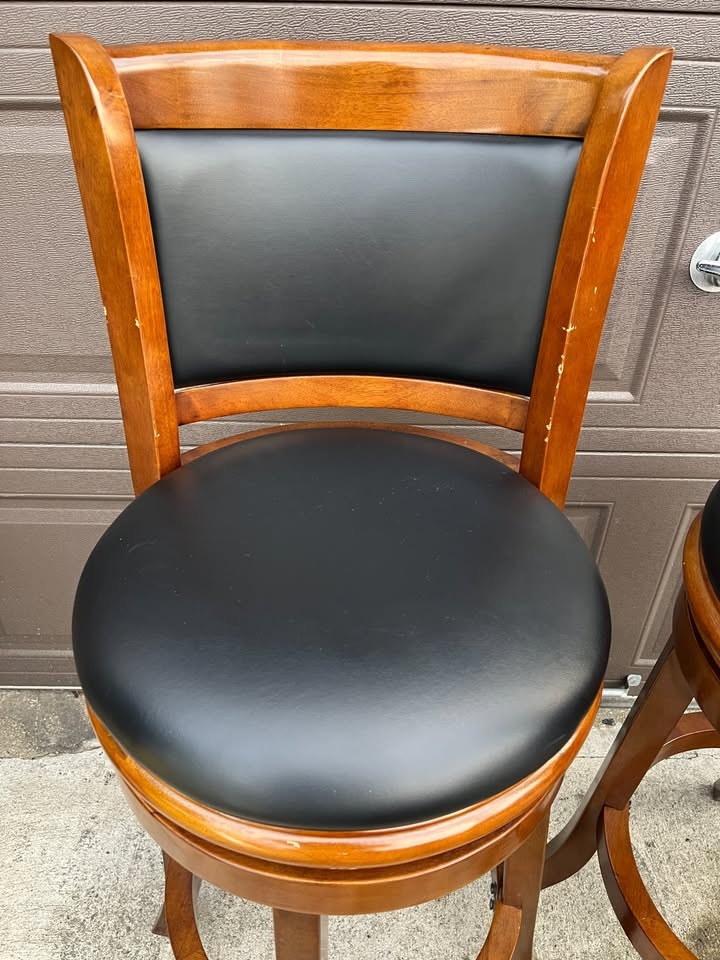 Boraam Augusta Counter Height Swivel Stool - photo 2