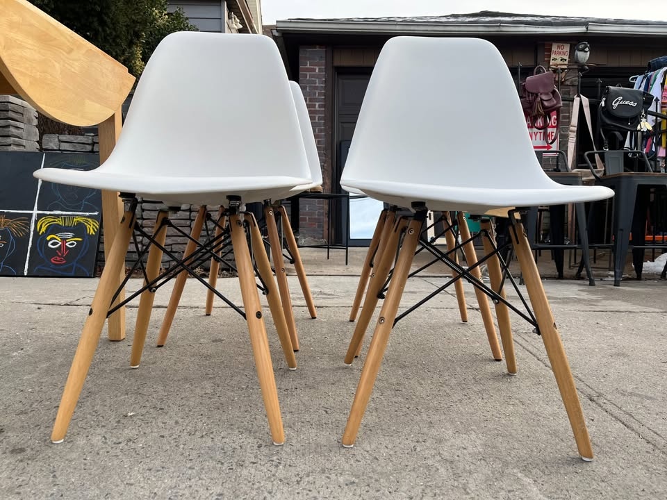 4 Giantex Dining Chairs in White - photo 2