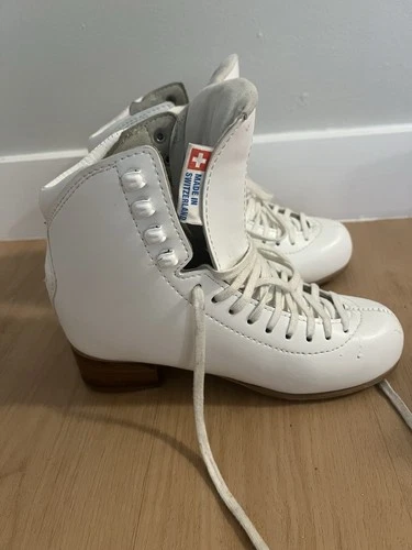 Graf Figure Skates