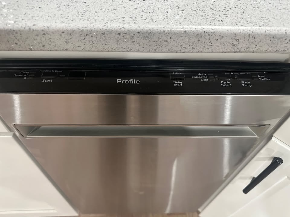 Kitchen Cabinets and Cooktop for Sale - photo 4