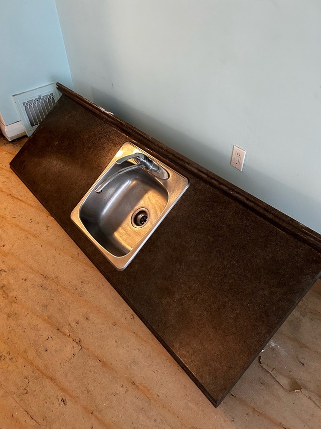 Countertop with Sink and Faucet