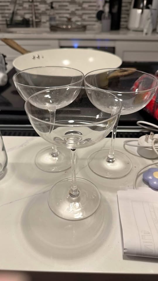 3 Coupe Glasses