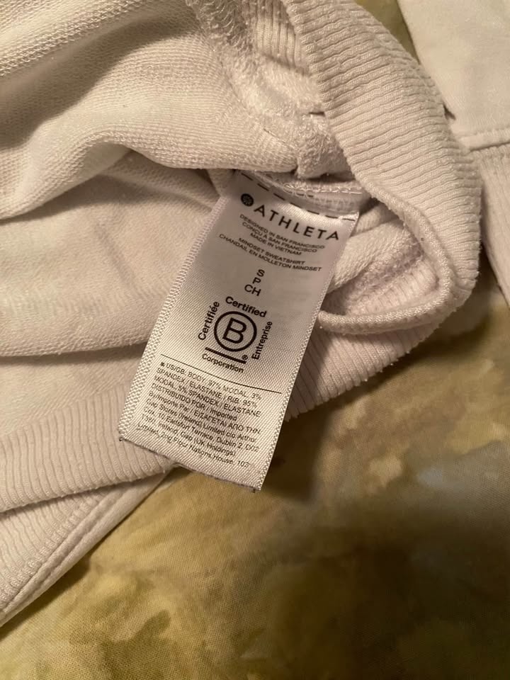 ATHLETA Longsleeve Shirt - Size Small - photo 3