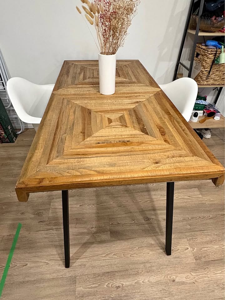 Structube ZAK Dining Table