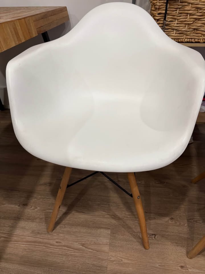 Dining/side chairs - photo 2