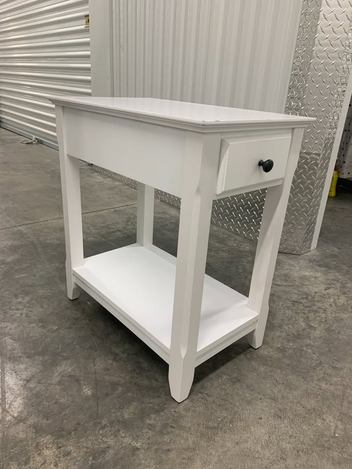 Acme Bertie End Table in White - photo 4