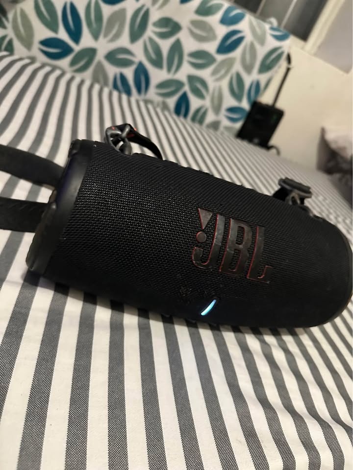JBL Xtreme 3 Portable Bluetooth Speaker - photo 2