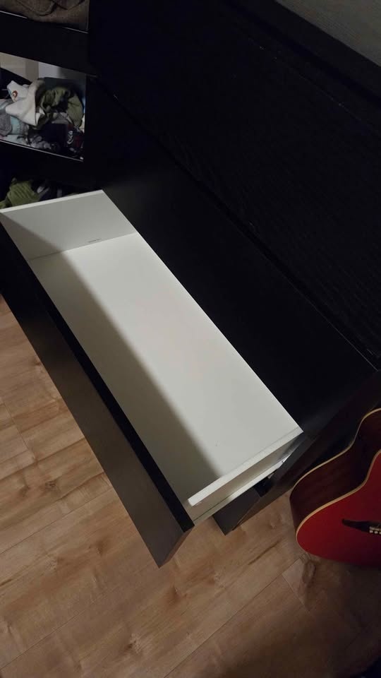 Ikea Malm 4 Drawer Dresser - photo 2
