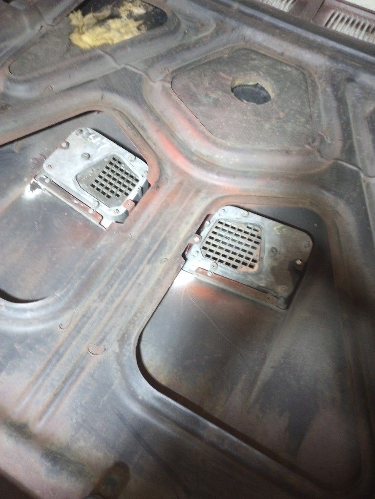 1972 Buick Skylark GS Hood - photo 5