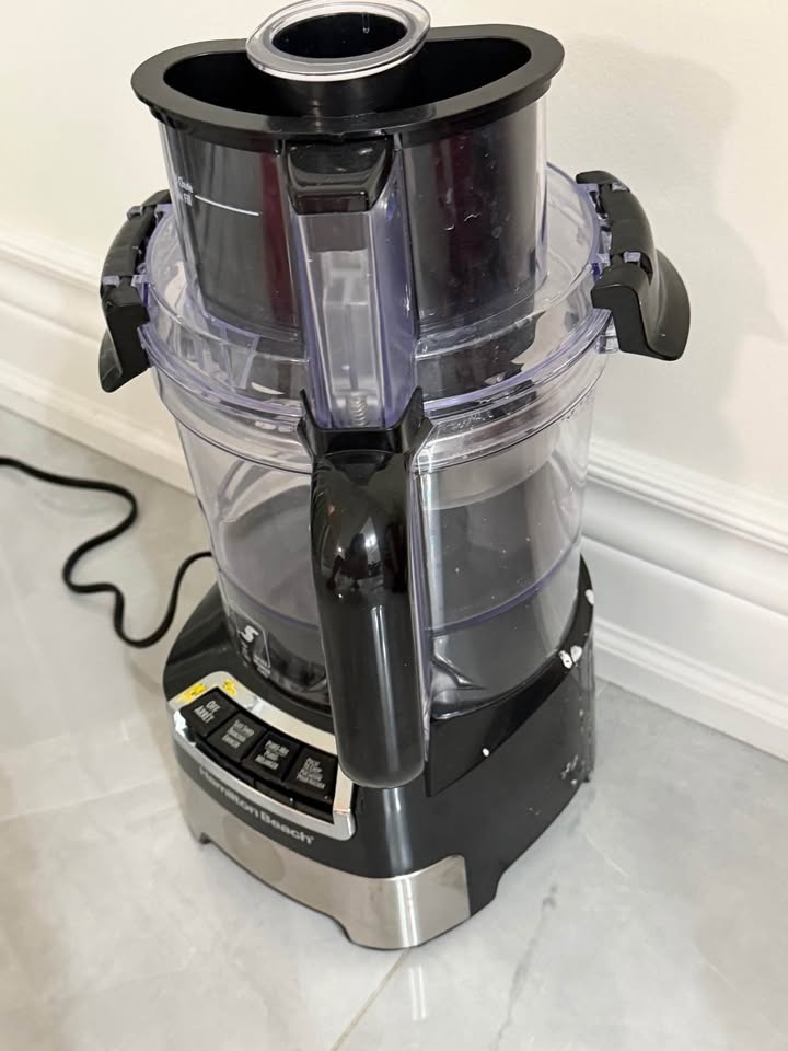 Hamilton Beach Food Processor - photo 3