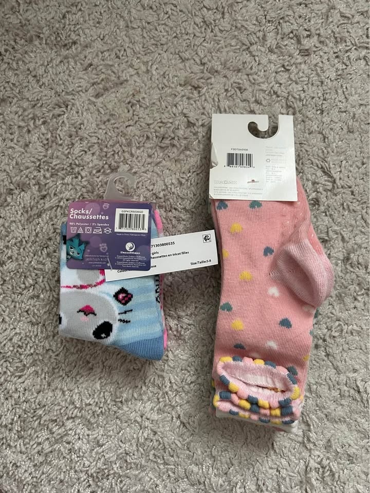 BRAND NEW KIDS SOCKS - photo 2