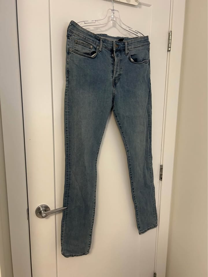 MENS LIGHTWASH SKINNY STRAIGHT JEANS - photo 2
