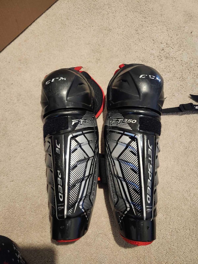 Hockey Equipment for Ages 7-9 - photo 4