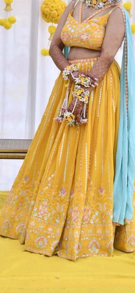 Exquisite Women’s Lehengas – Perfect for Garba, Haldi, and Weddi - photo 3