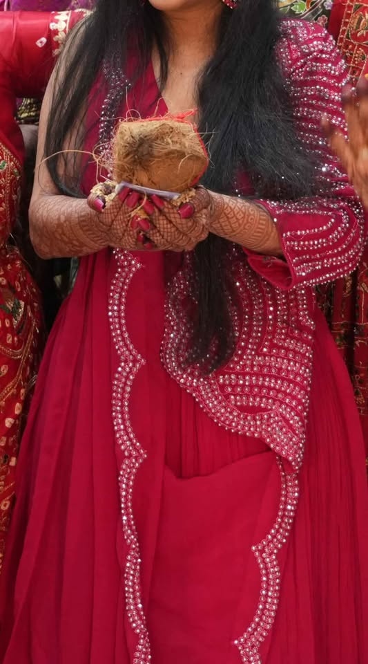 Elegant Red Party & Wedding Wear Indo-Western Red Lehenga Gown - photo 2
