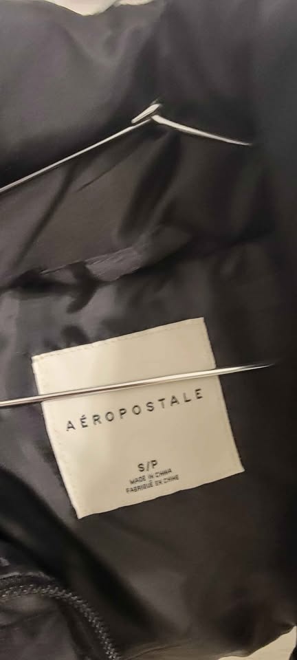 Aeropostale Women's Puffer Vest - Size Small - photo 2