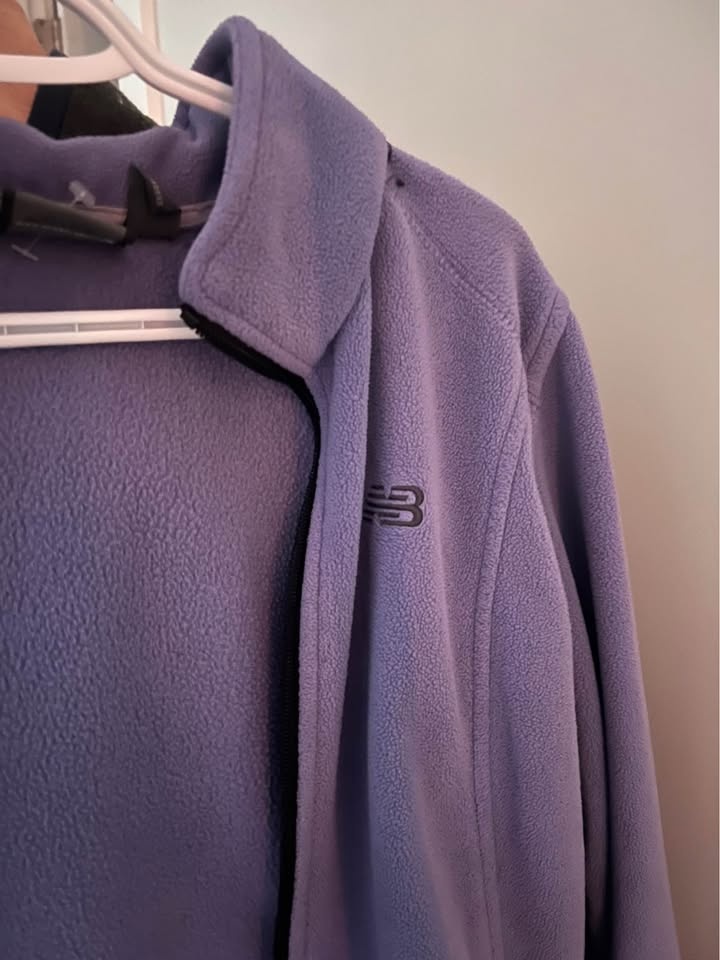 Columbia & NB Fleeces - Size Medium - photo 4