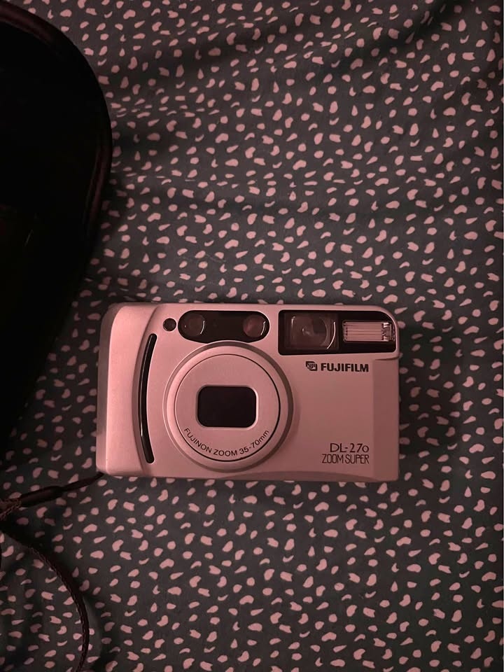 Fuji Zoom 35-70mm Film Camera