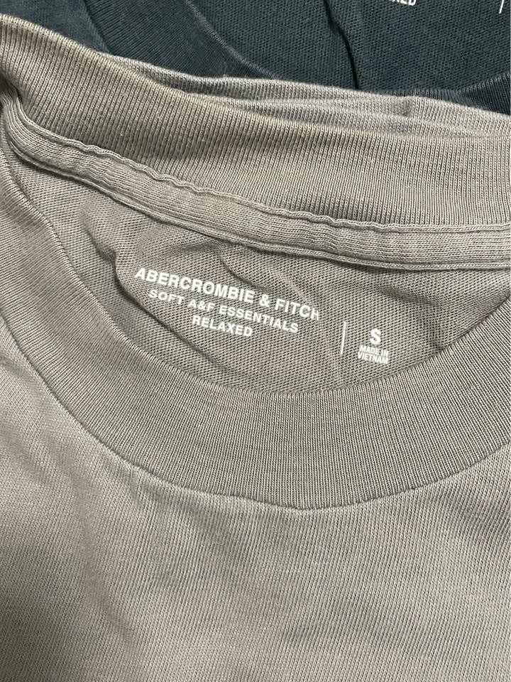 Abercrombie & Fitch 3 Pack Essentials Shirts - photo 2
