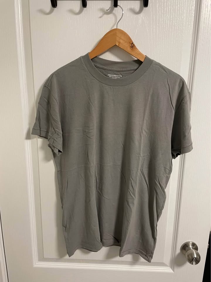 Abercrombie & Fitch 3 Pack Essentials Shirts - photo 3