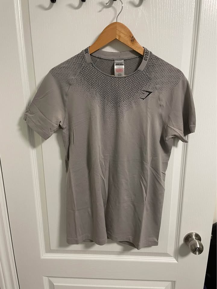 Gymshark T-shirt Bundle - Size Small - photo 5