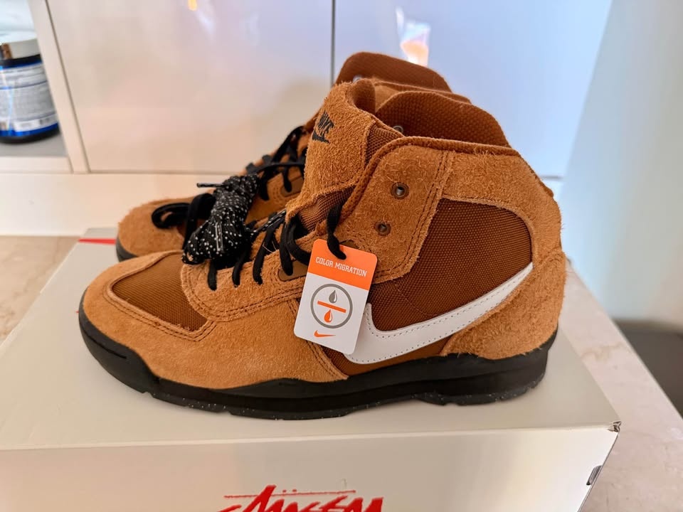 Nike Air Baltoro x Stüssy - Deadstock - Size 9.5 - photo 3