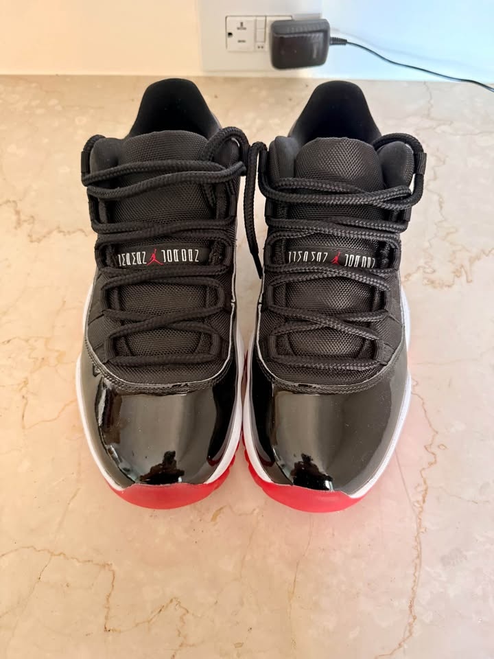 Jordan 11 Low Black Red (Bred) – Size 9.5 - photo 2