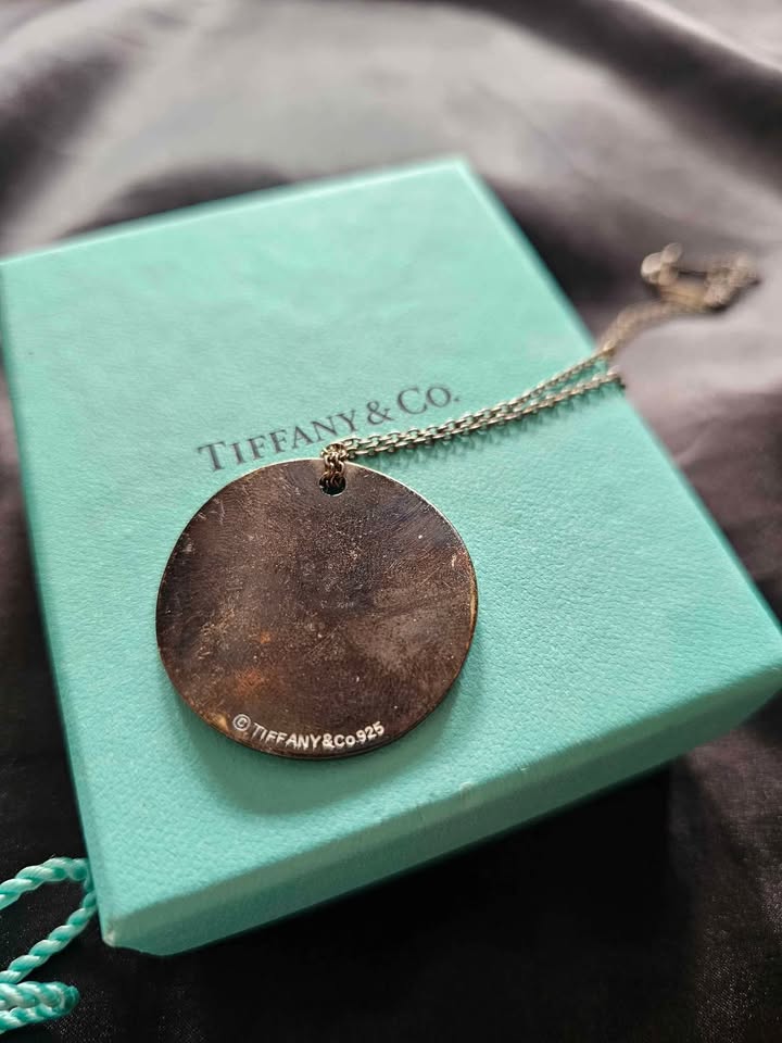 Tiffany Notes 925 sterling necklace with original box and pouch - photo 4