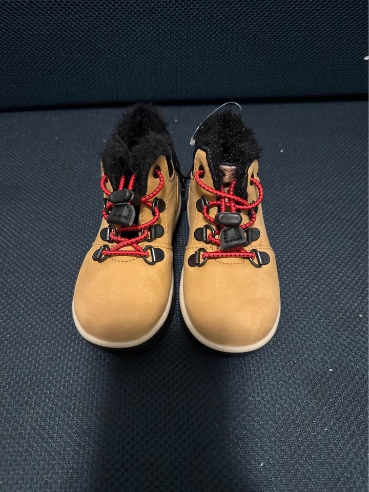 Toddler Winter Boots - EU 22 (Brand New) - photo 2