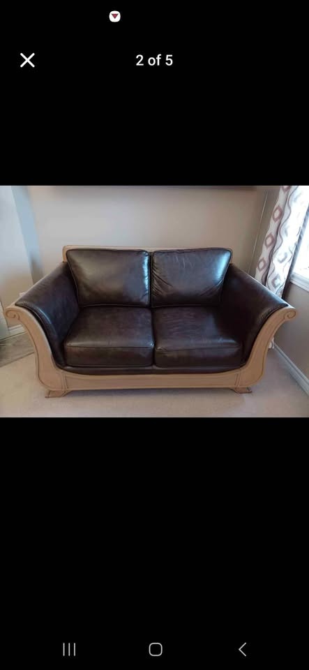 Leather Sofa, Loveseat and ottoman - photo 2