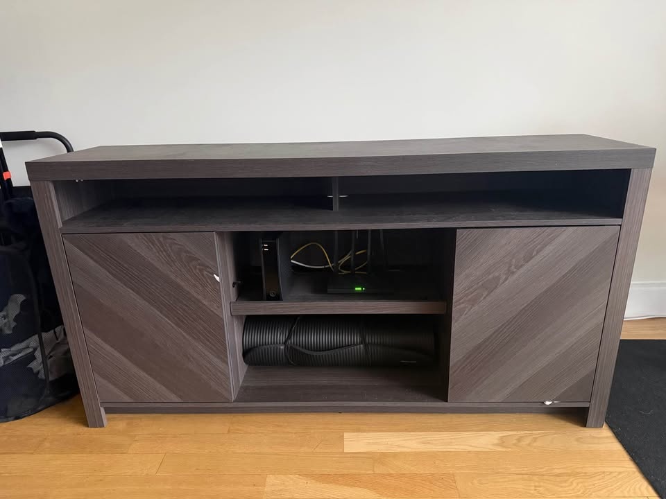 Modern TV Stand / Media Console with Storage