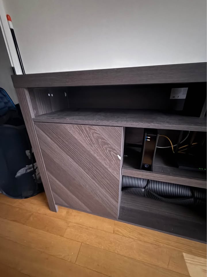 Modern TV Stand / Media Console with Storage - photo 3