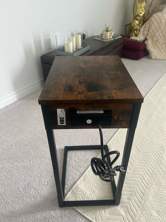 VASAGLE Side Table with Charging Station - photo 2