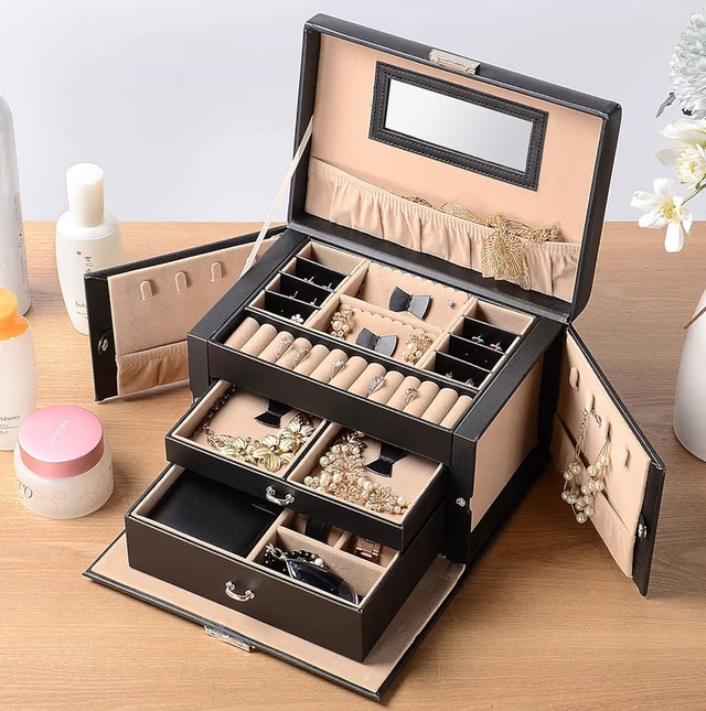 New Jewelry Box for Women, Lockable Storage Case - photo 3