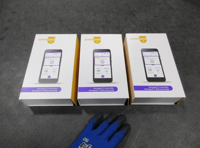 New OMNIPOD 5 INSULIN DELIVERY CONTROLLER - photo 3
