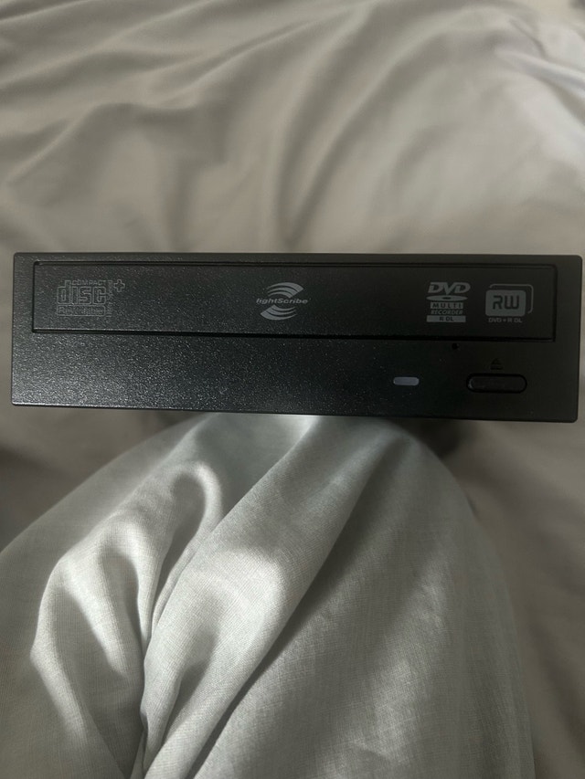 New LG DVD Burner GH24NSD1 - photo 4