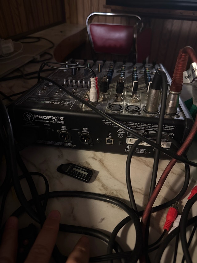 Mackie Speaker and Mixer - photo 5