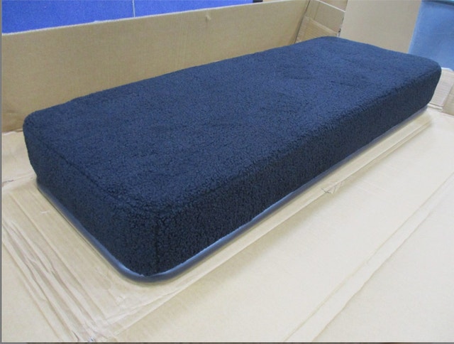 Modern Boucle Upholstered Bench - New - photo 4