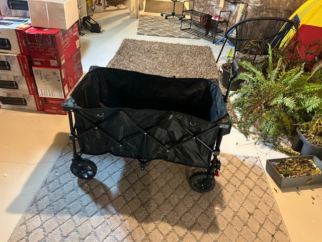 New Folding Wagon