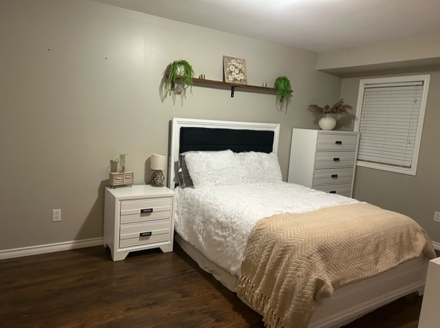 New King Bed Duvet Cover and Pillow Cases - photo 2