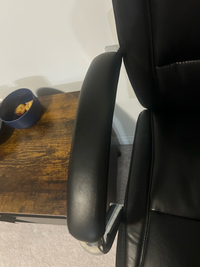 Black Computer Chair - New with minor armrest wear - photo 5