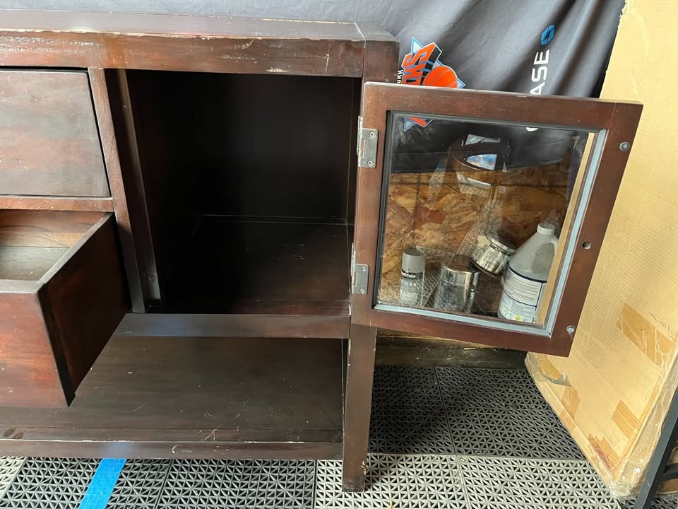 Pottery Barn Rhys Media Console Table - photo 4