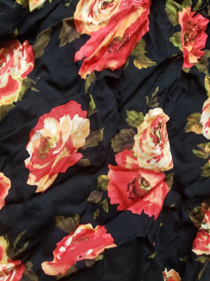 Forever 21 Plus Black and red rose dress 1X - photo 4